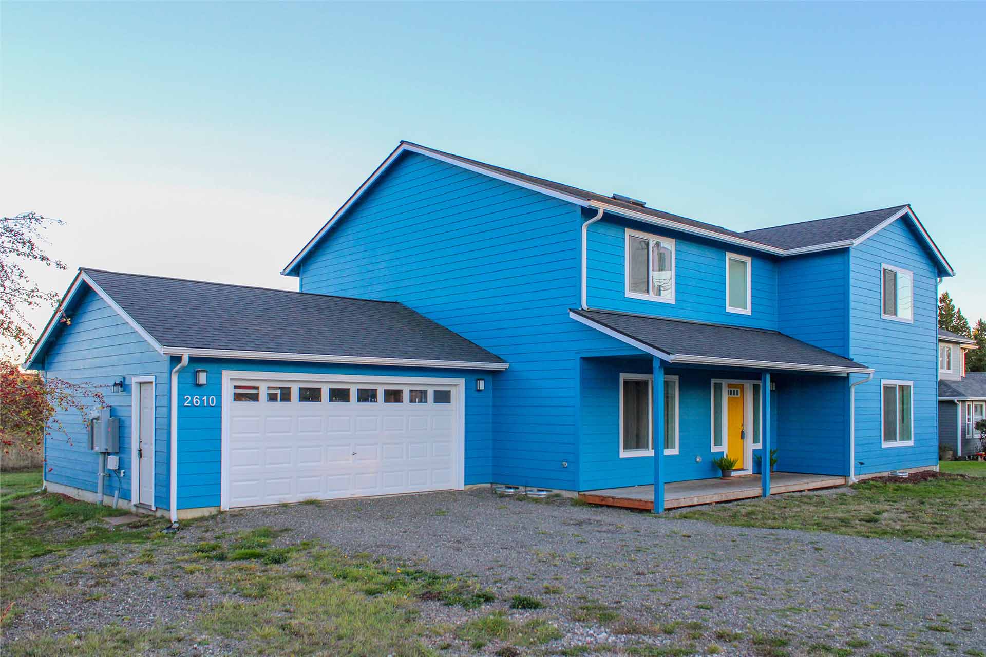 Exterior view of 2610 Sheridan